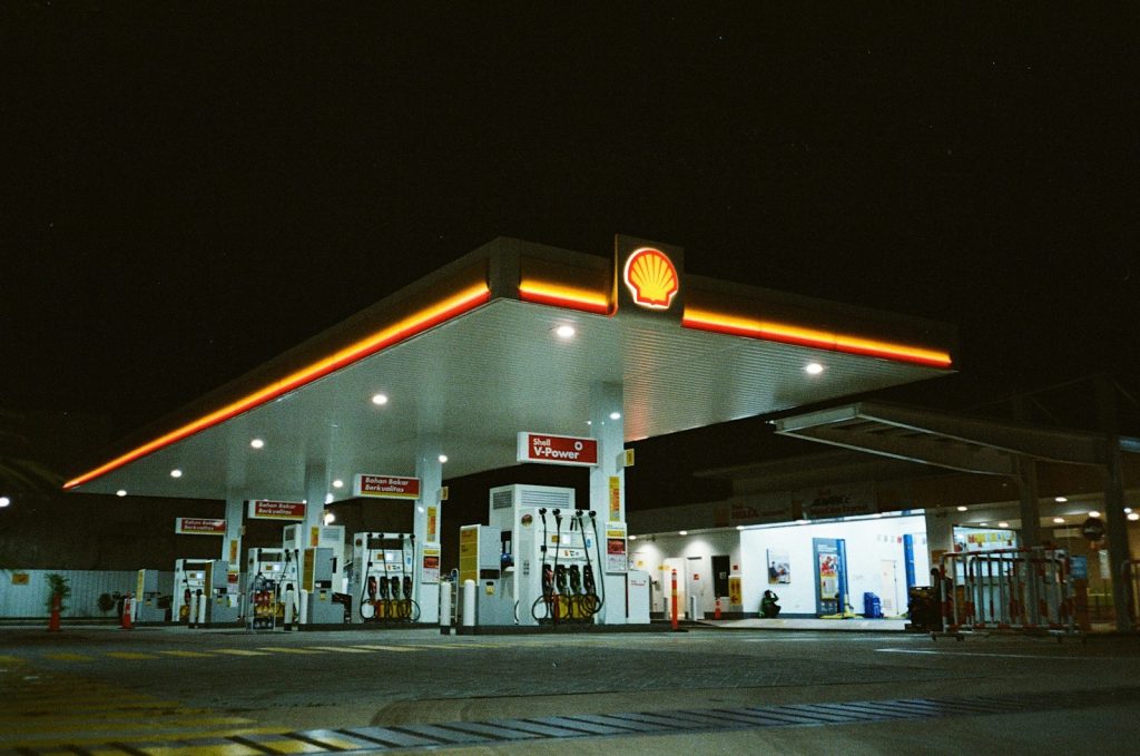 how to save money on gas for car